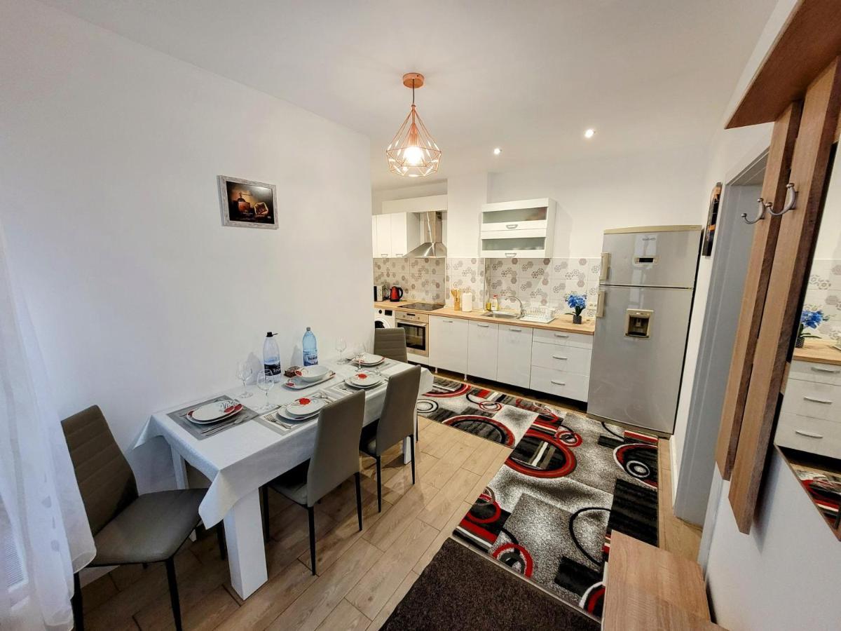 Casa Feli Apartment Brasov Luaran gambar